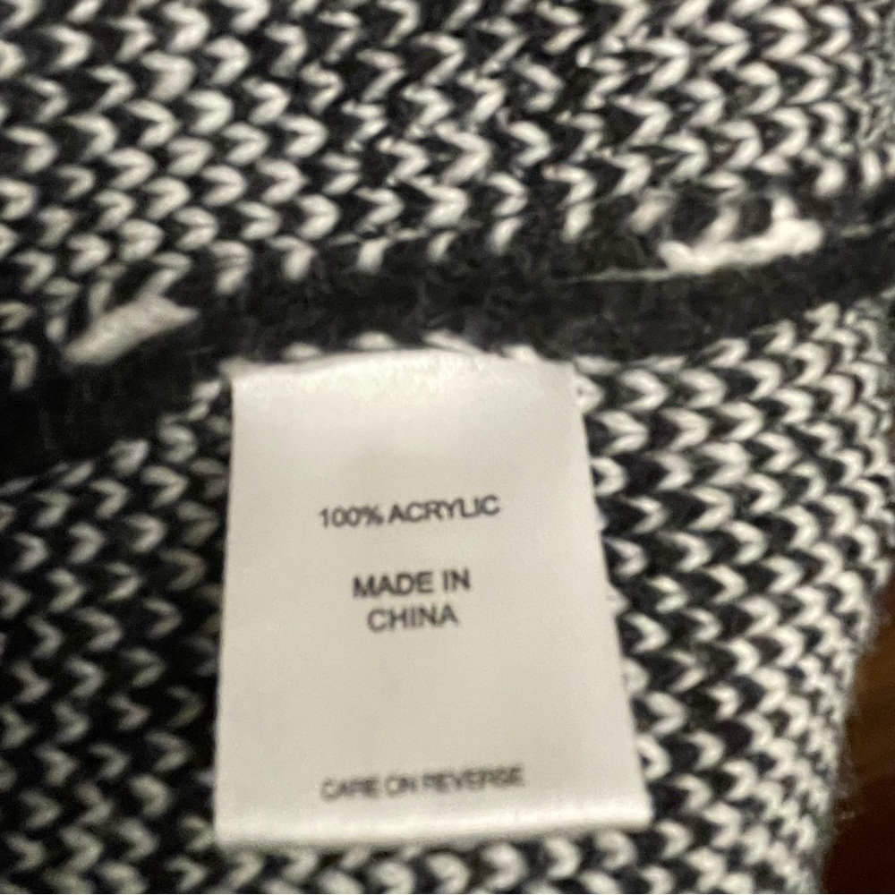 New York & Company Black and White Houndstooth Turtleneck Sweater - Picture 5 of 7